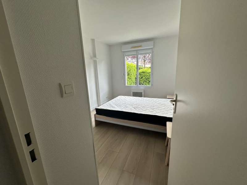 Appartement T2 bis meublé avec jardin et parking 
