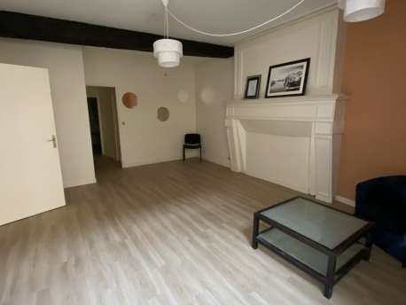Appartement T2 avec cour privative 