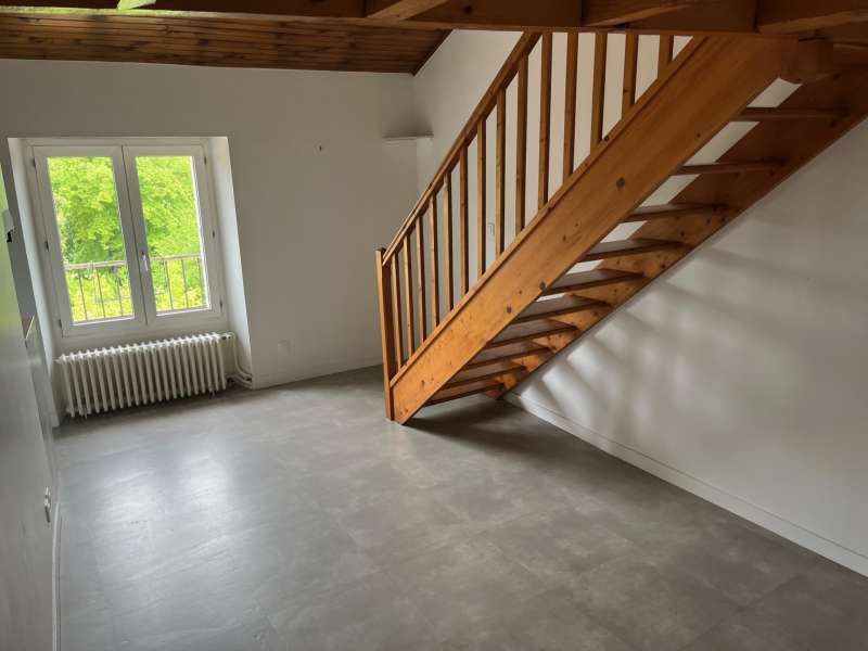 Appartement T2 en mezzanine - centre ville 