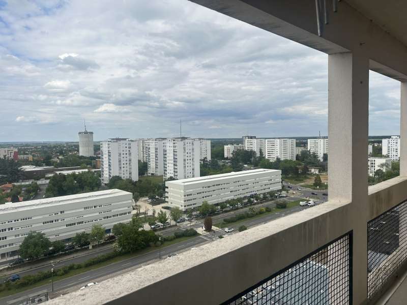 vue balcon poitiers