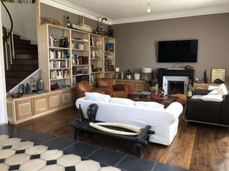 Salon