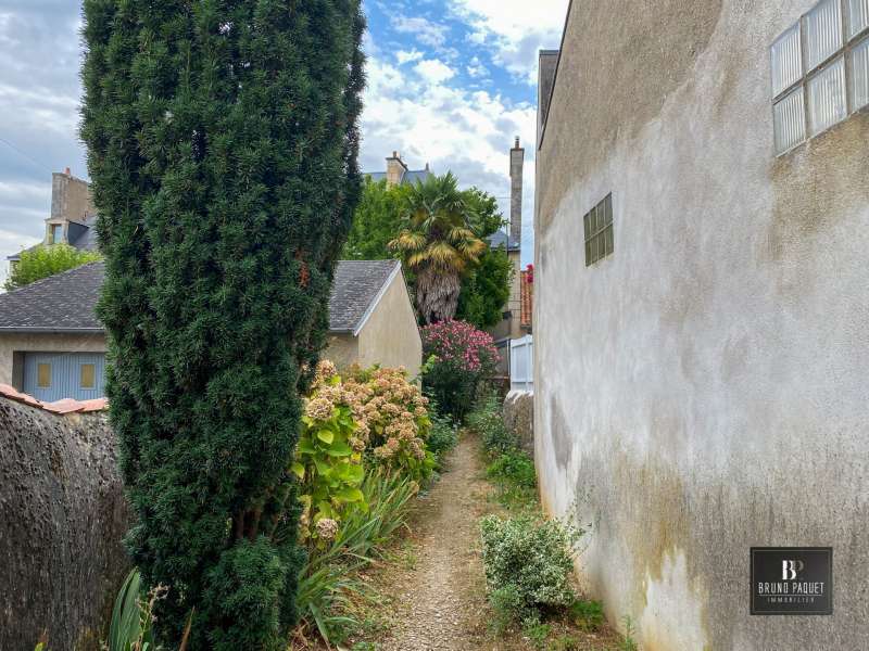Passage