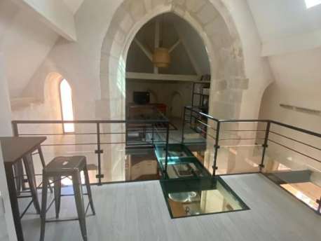 Maison T5 avec cours - MONTIERNEUF