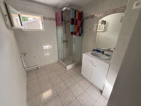 Maison T5 avec jardin - SMARVES 