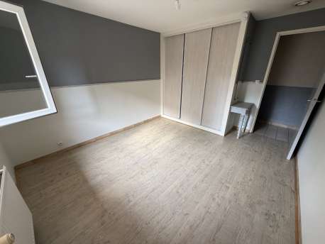 Maison T5 avec jardin - SMARVES 